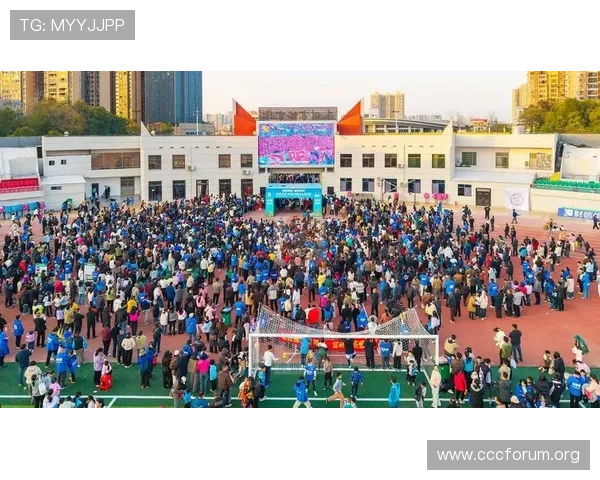 冈崎慎司重返斯图加特主场观赛